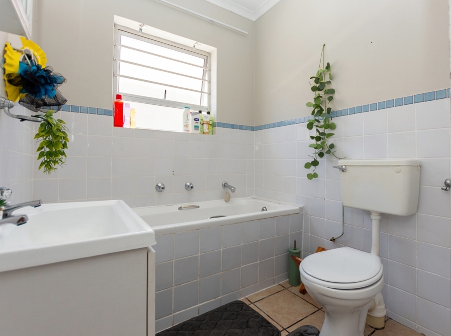 2 Bedroom Property for Sale in Laaiplek Western Cape